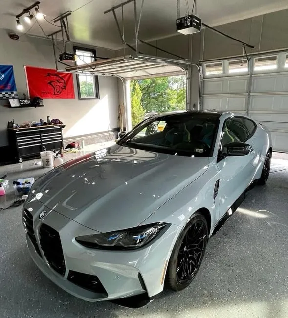 BMW M4 · Grey