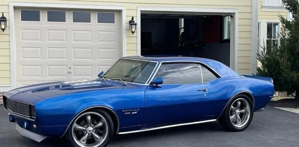 Classic Chevrolet · Blue
