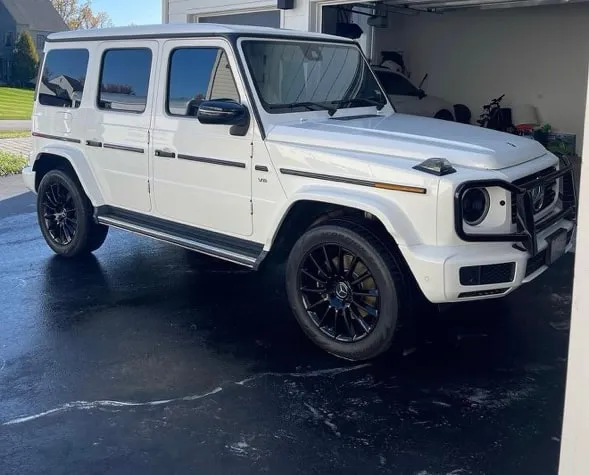Mercedes G Wagon · White